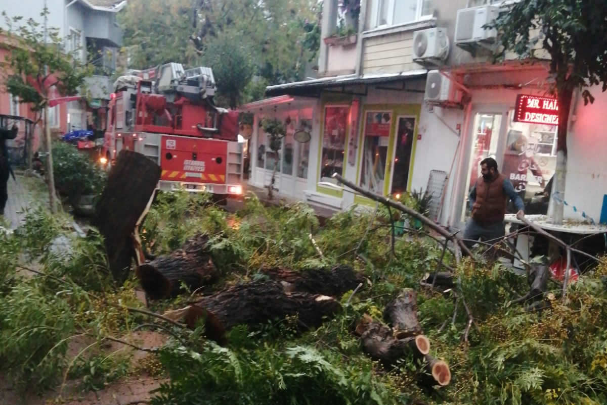 Olumsuz Hava Koşulları İlçemizi Etkiledi